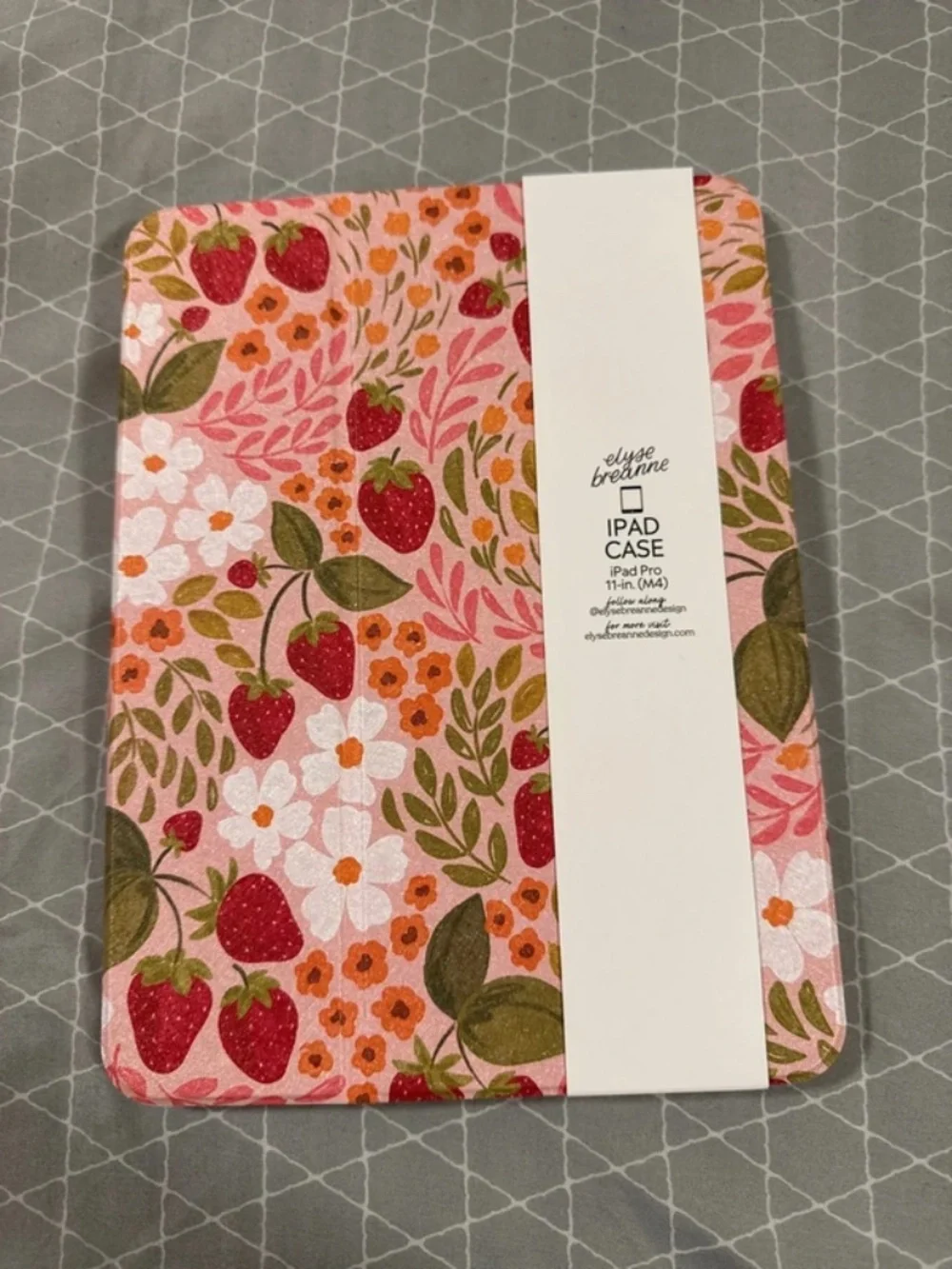 iPad Pro 11-inch (M4) case with pencil holder